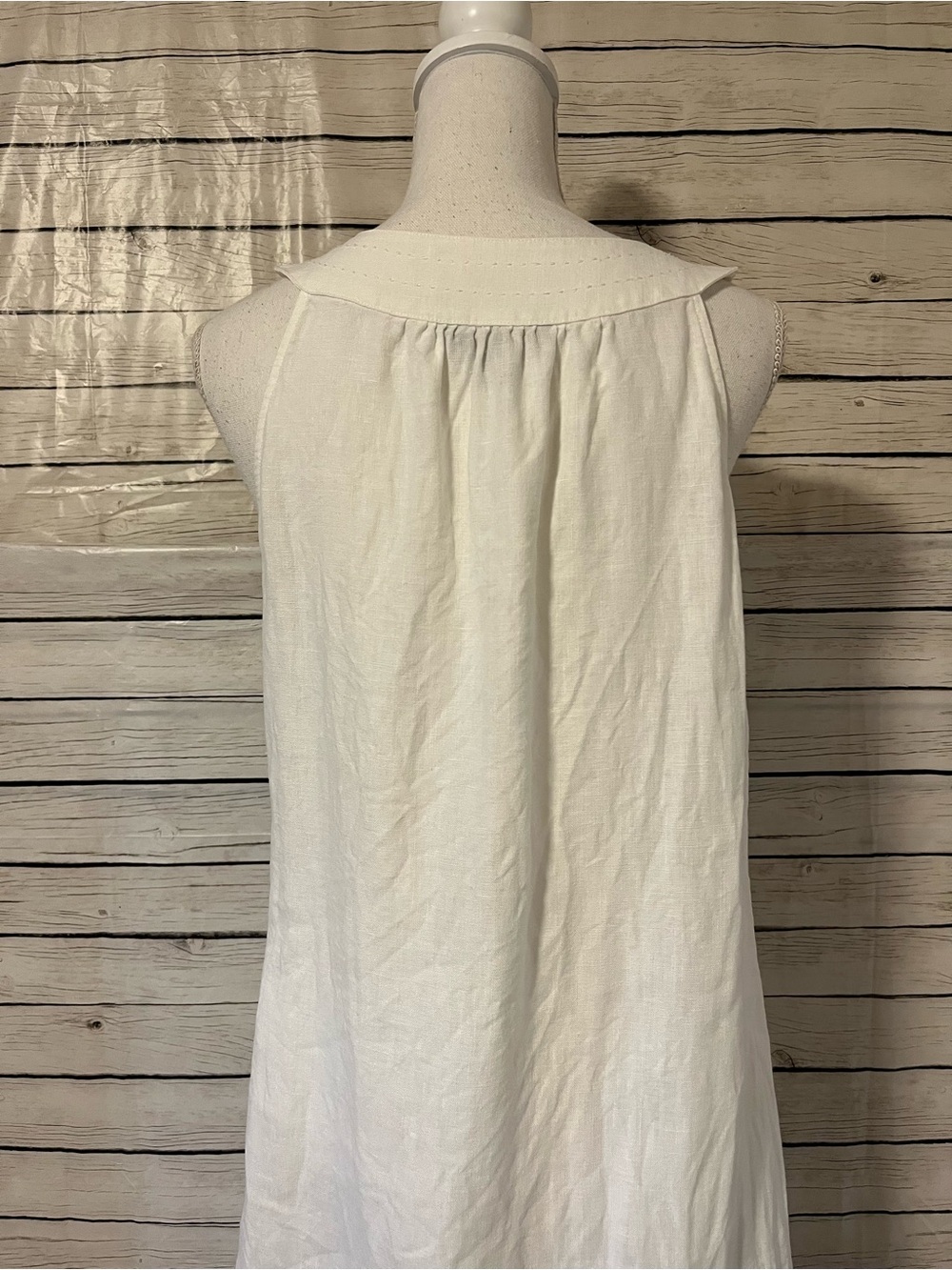 Tommy Bahama White Linen Sleeveless Fray Hem Ruffle V-Neck Dress Size Medium - Picture 3 of 5